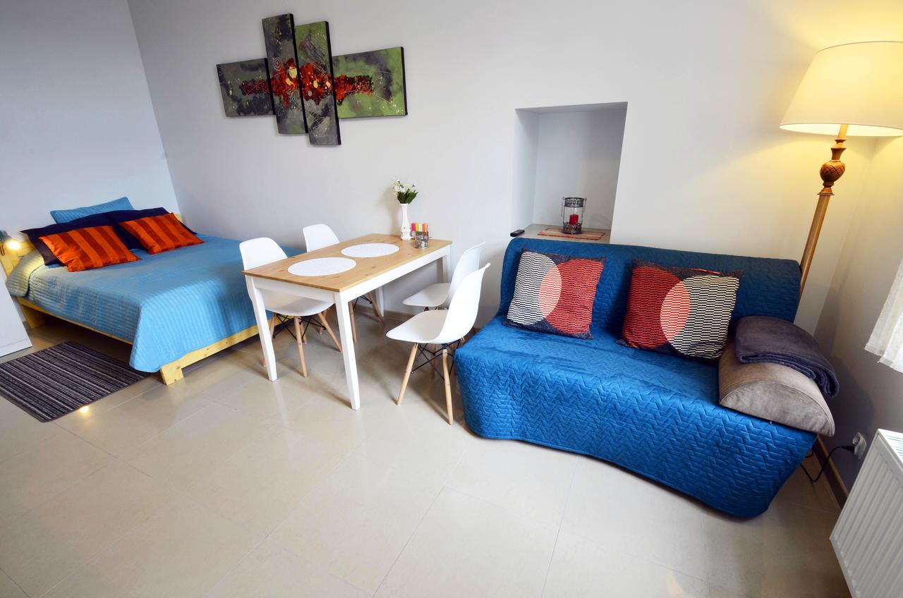 Apartment Aleja 77